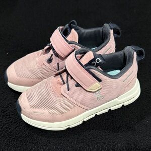 ON CloudPlay Kids Sneakers (K12)